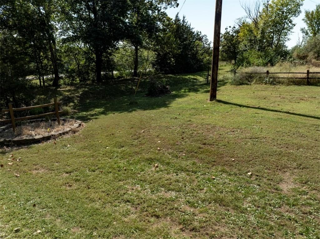 2700 S Eisenhower Avenue — photo 34