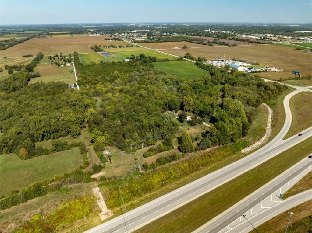 2700 S Eisenhower Avenue — photo 35