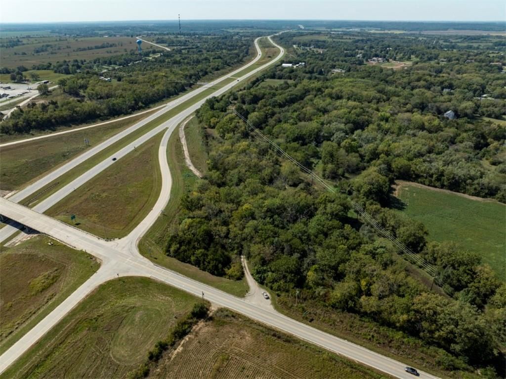 2700 S Eisenhower Avenue — photo 42