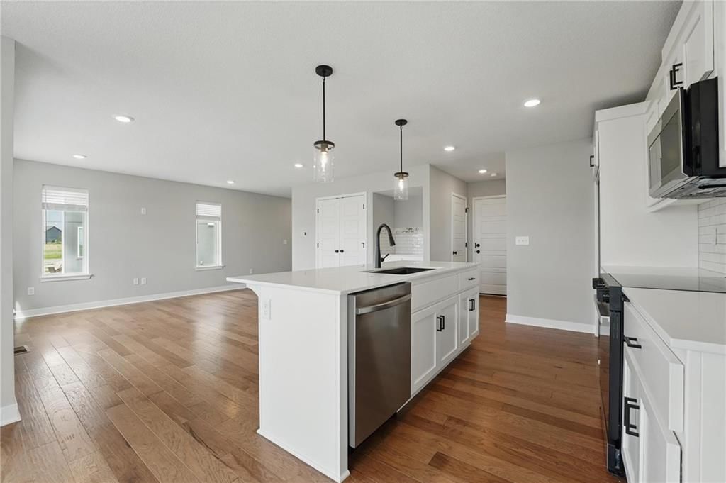 8789 SW 10th Street — photo 3