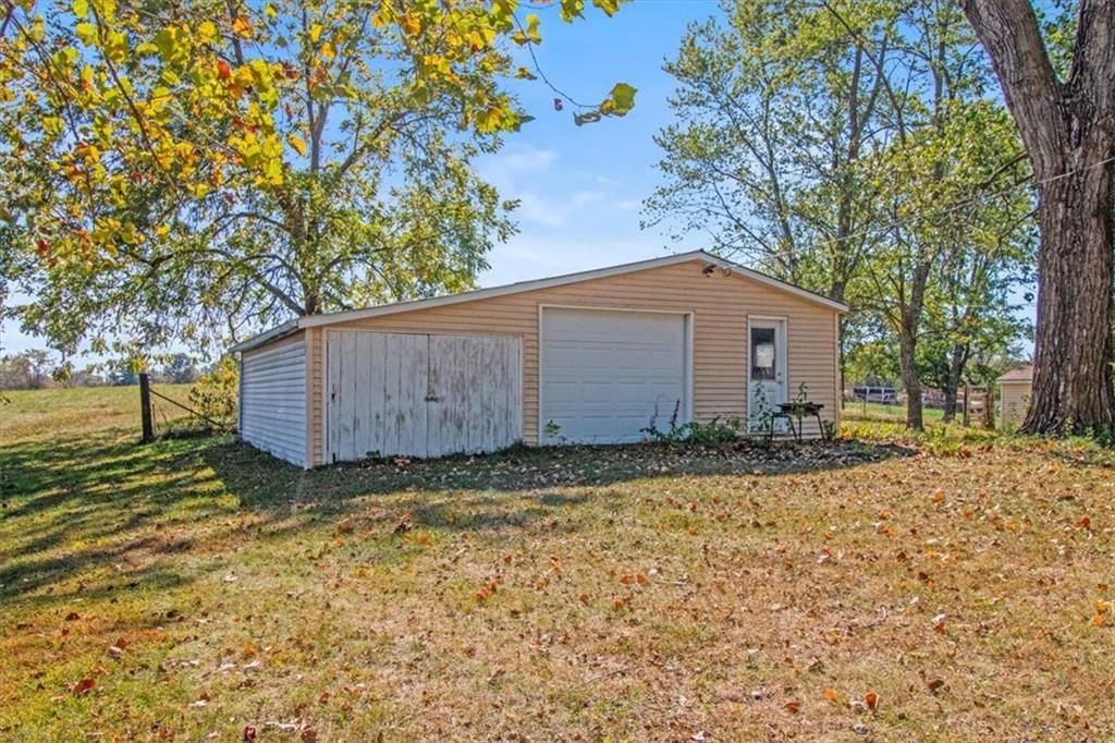 4038 Owl Creek Road — photo 5