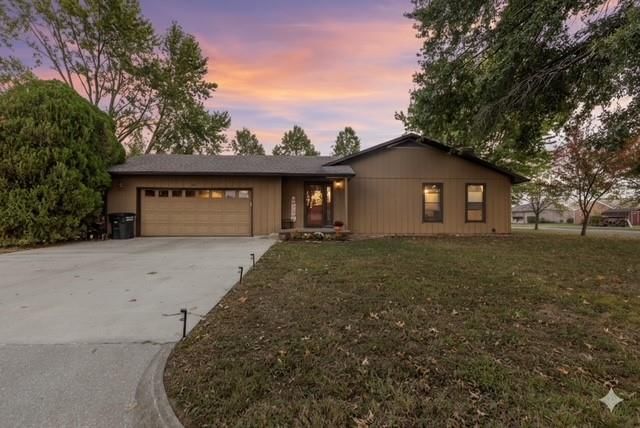 113 E Hardin Place — photo 1