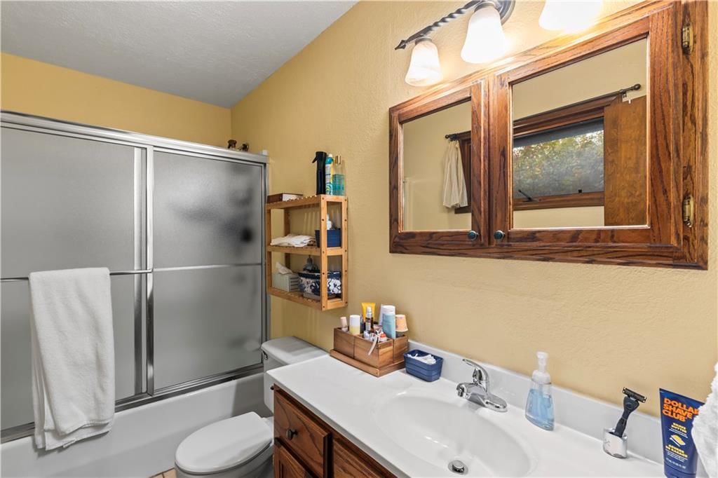 113 E Hardin Place — photo 16