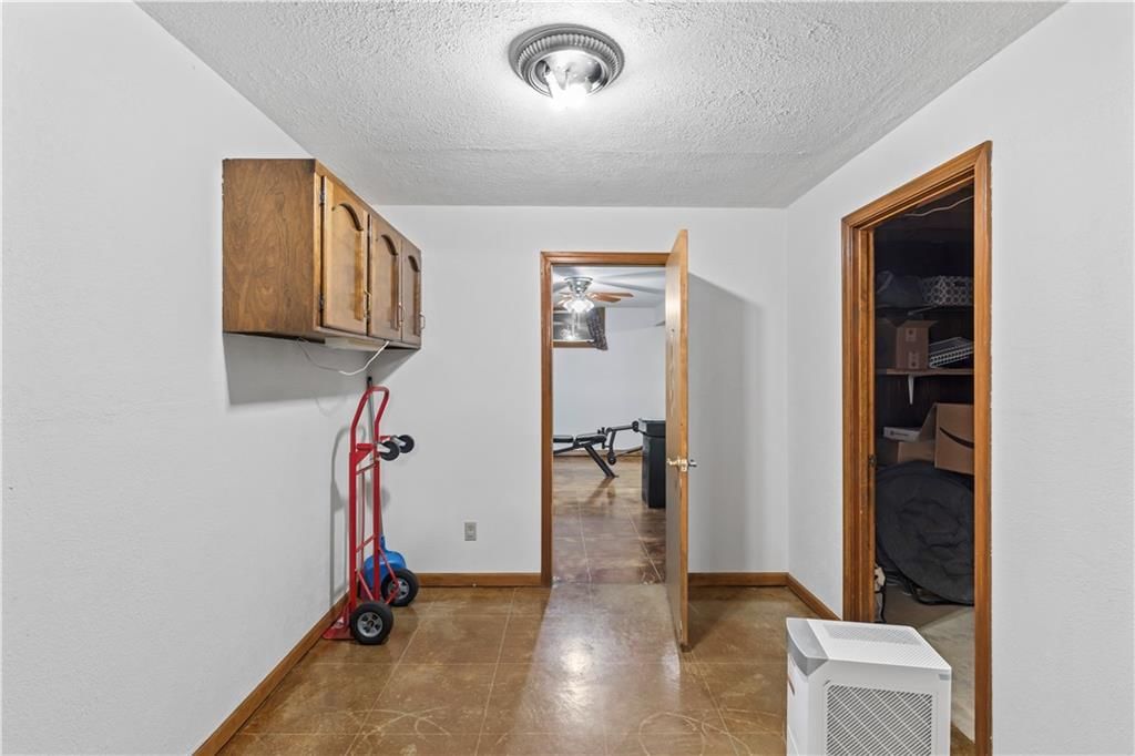 113 E Hardin Place — photo 24