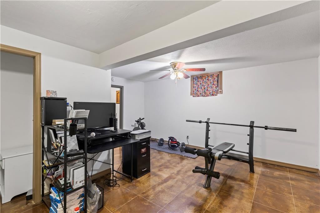 113 E Hardin Place — photo 25