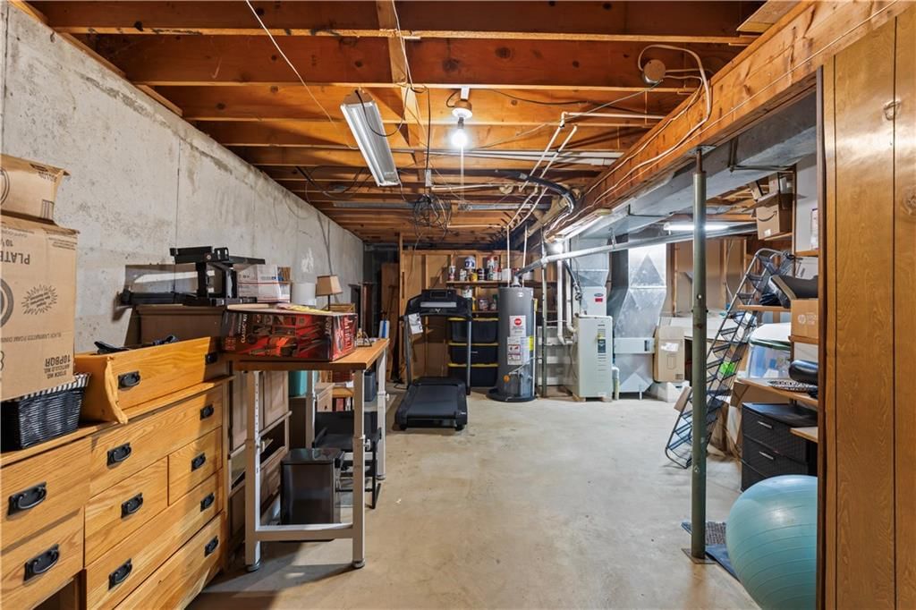 113 E Hardin Place — photo 26