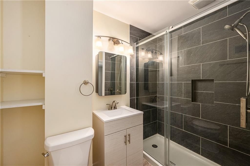 Photo 12 of 27 - 7722 NE 55th Street