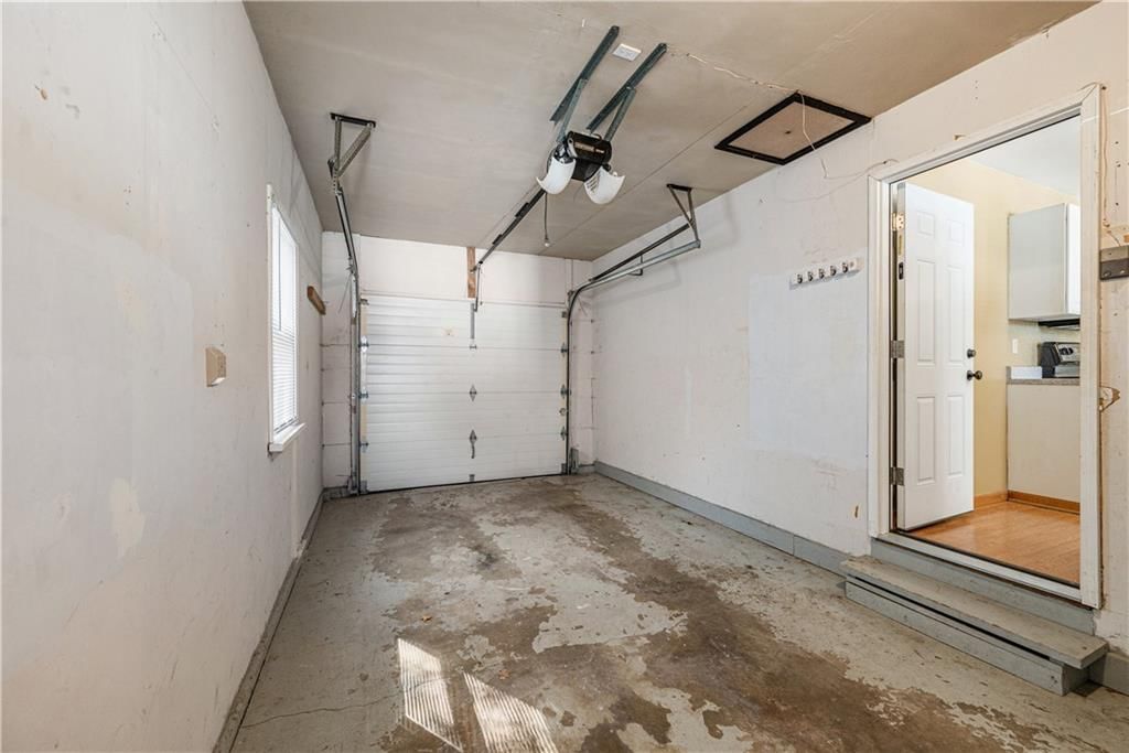 Photo 23 of 27 - 7722 NE 55th Street