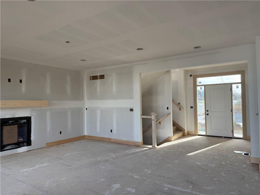 31404 W 85th Terrace — photo 2