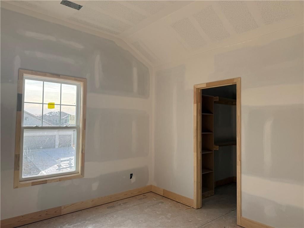 31404 W 85th Terrace — photo 11