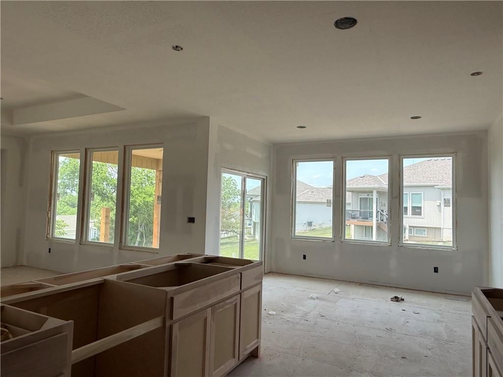 31538 W 86th Street — photo 3