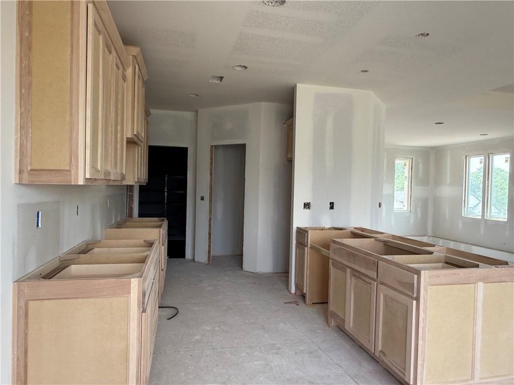 31538 W 86th Street — photo 5
