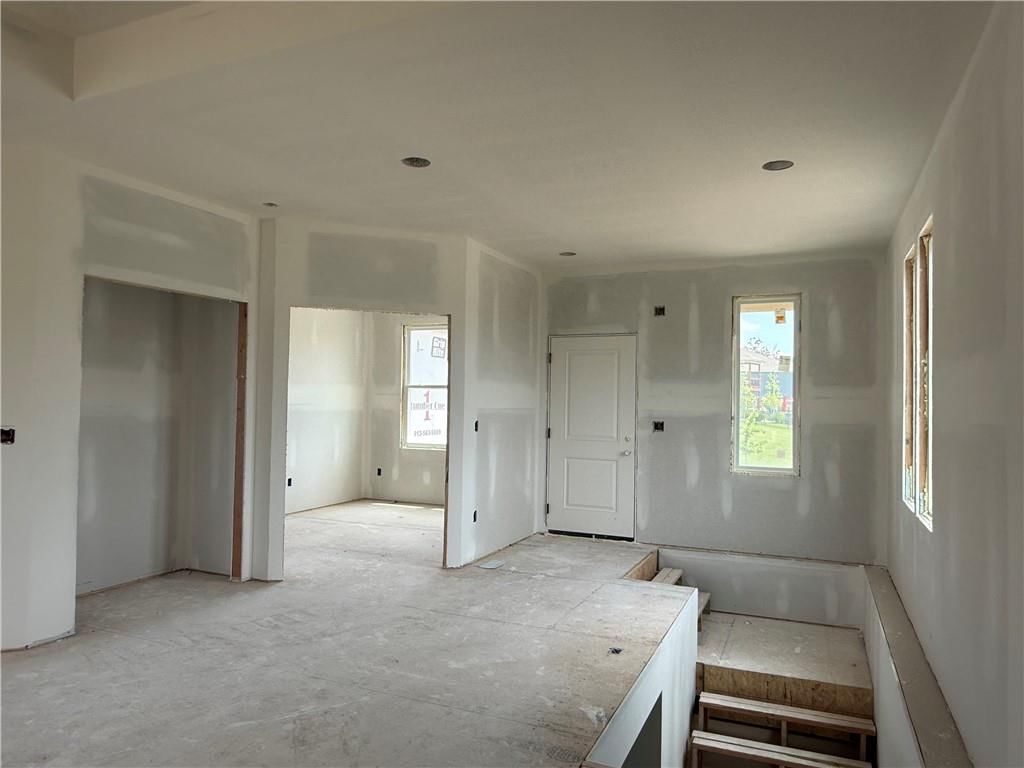 31538 W 86th Street — photo 6