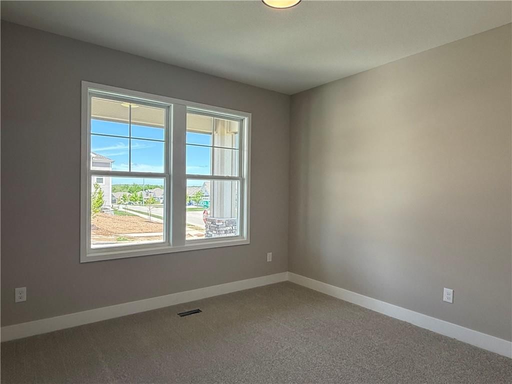 31401 W 85th Terrace — photo 16
