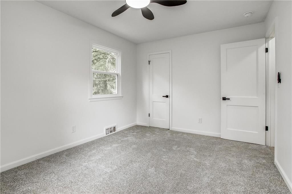 119 W 97th Street — photo 16