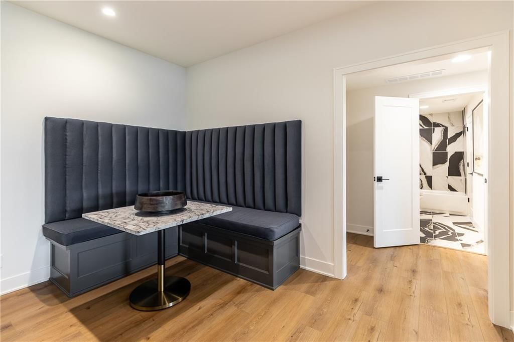 13719 Alhambra Street — photo 31
