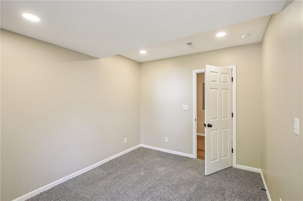 609 S Lexington Street — photo 15