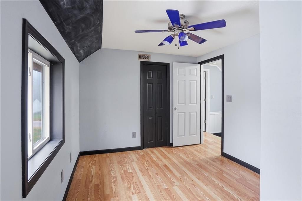 218 E Kay Street — photo 21