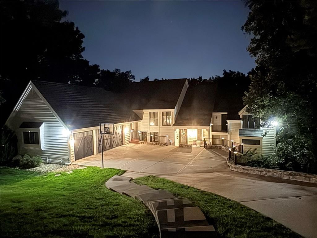 12108 Catalina Street — photo 2