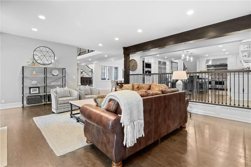 12108 Catalina Street — photo 15