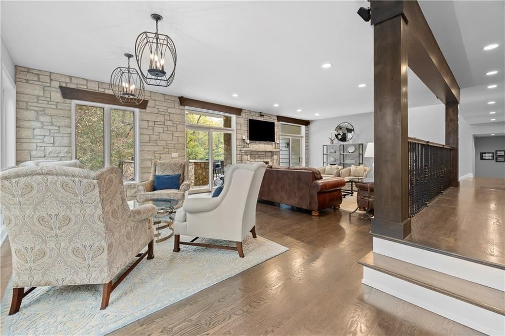 12108 Catalina Street — photo 17