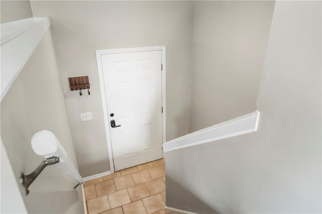Photo 2 of 37 - 700 S DEERFIELD Drive