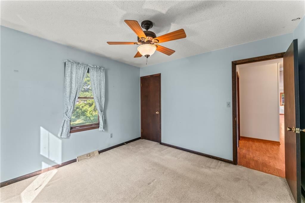 400 Virginia Street — photo 22