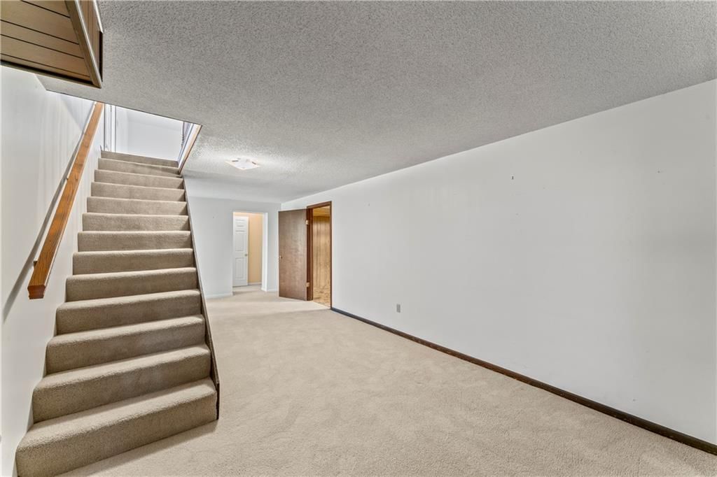 400 Virginia Street — photo 30