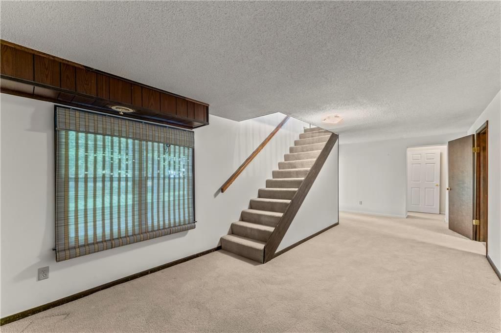 400 Virginia Street — photo 31