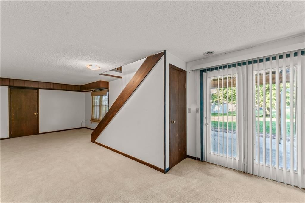 400 Virginia Street — photo 32