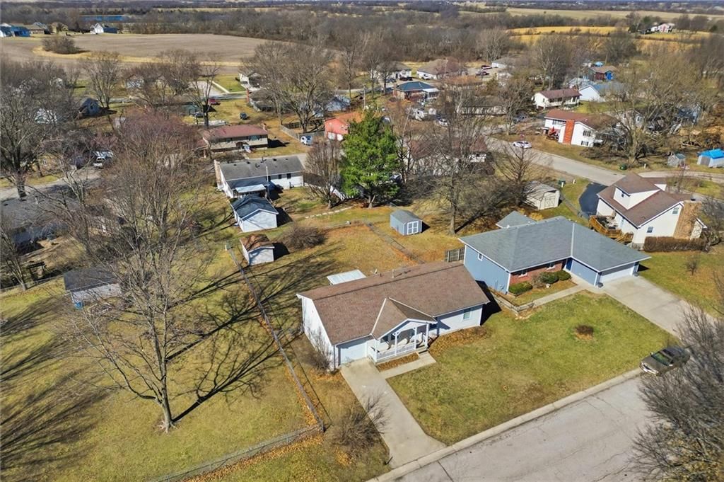 1105 N Doniphan Street — photo 3
