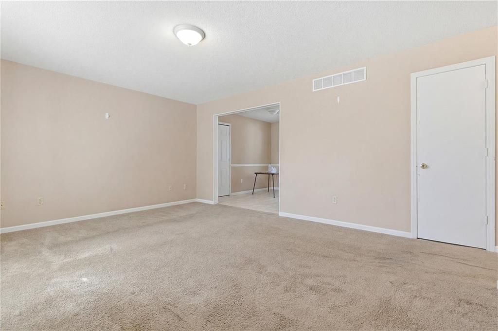 1105 N Doniphan Street — photo 8