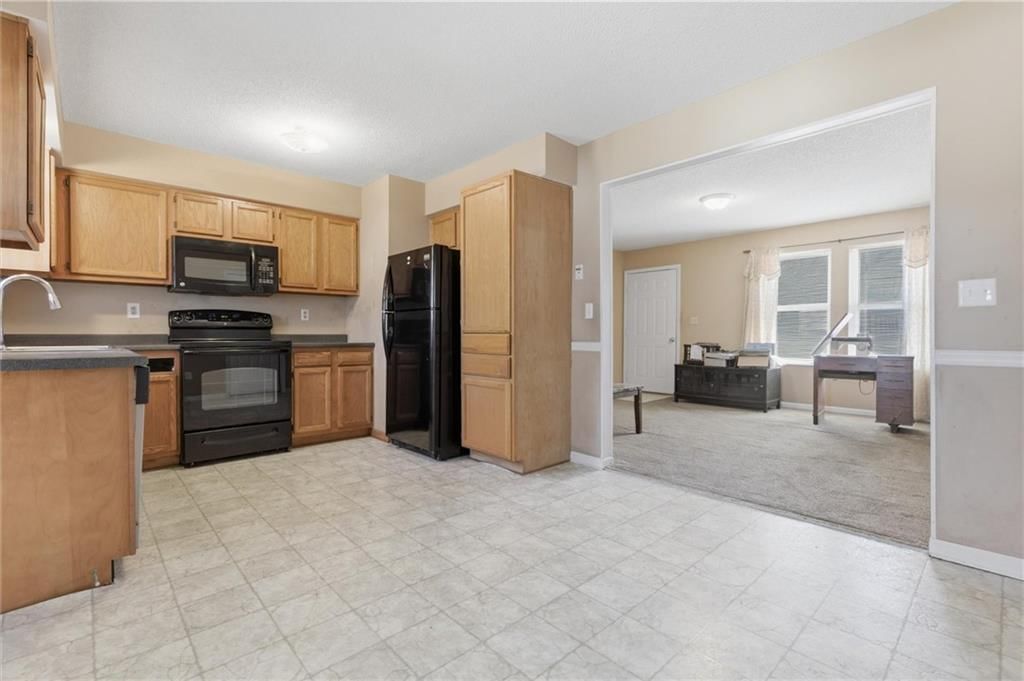 1105 N Doniphan Street — photo 17