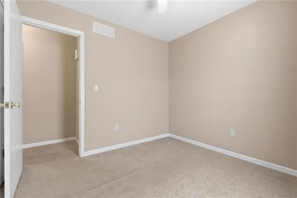 1105 N Doniphan Street — photo 31