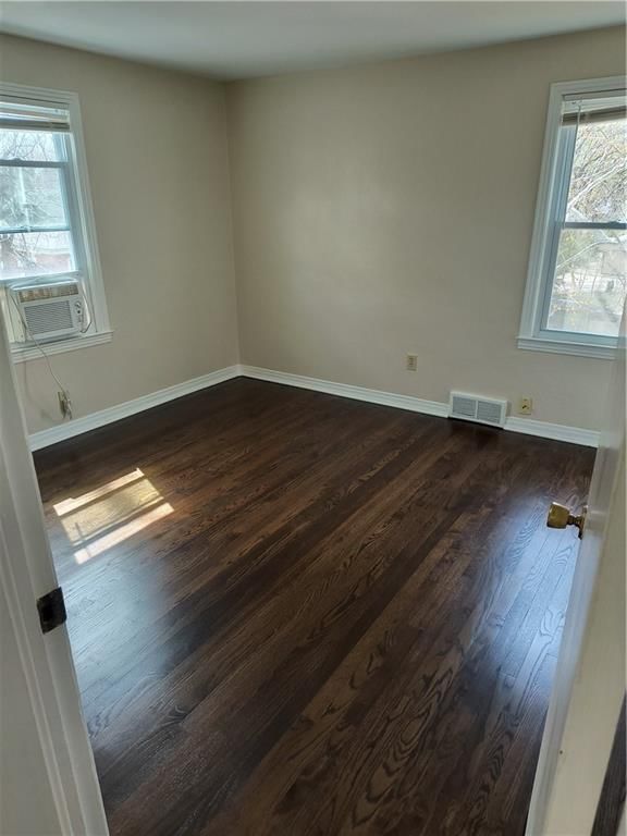Photo 10 of 27 - 1312 N Main Street