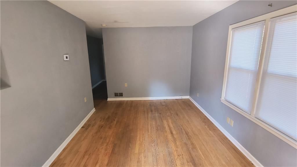 Photo 12 of 27 - 1312 N Main Street