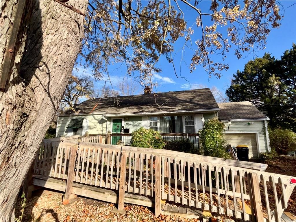 6715 NW Bougher Lane — photo 3