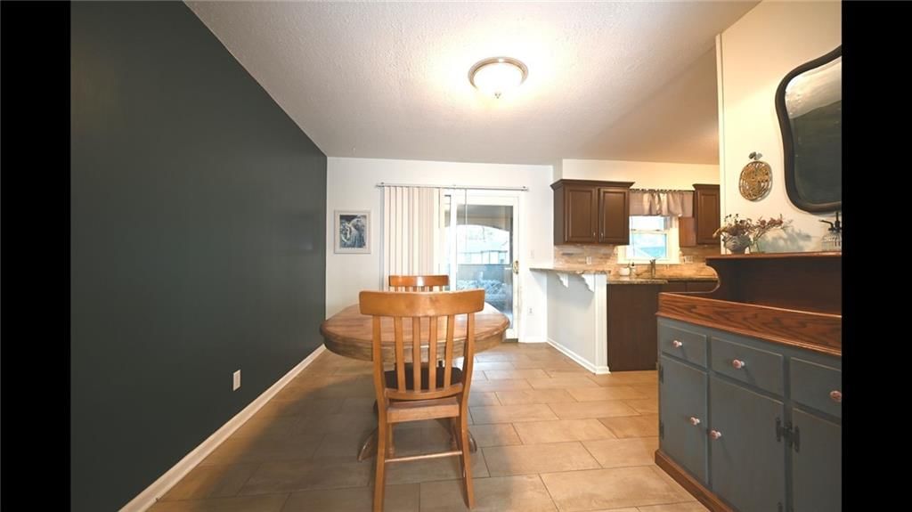 619 N Walnut Street — photo 10