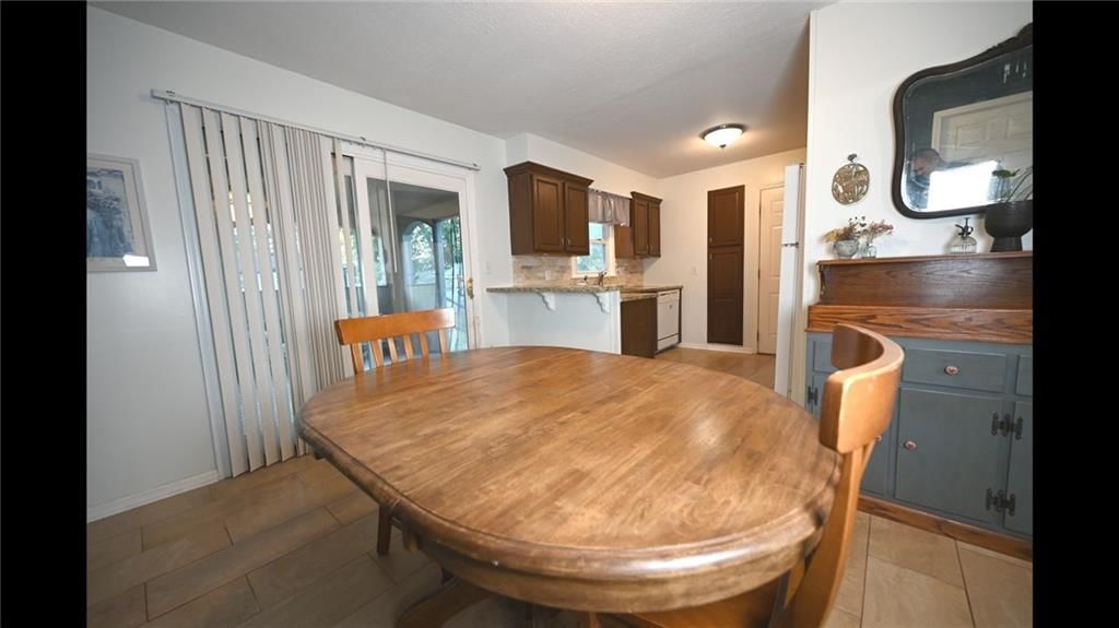 619 N Walnut Street — photo 22