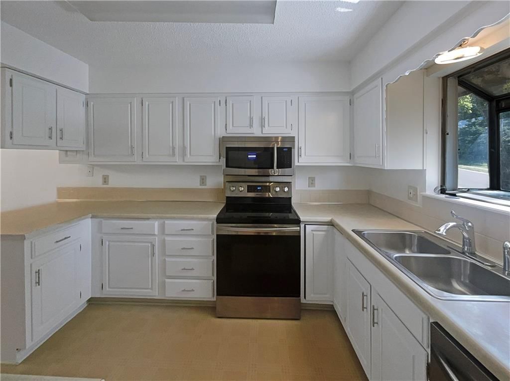 309 Shawn Court — photo 6
