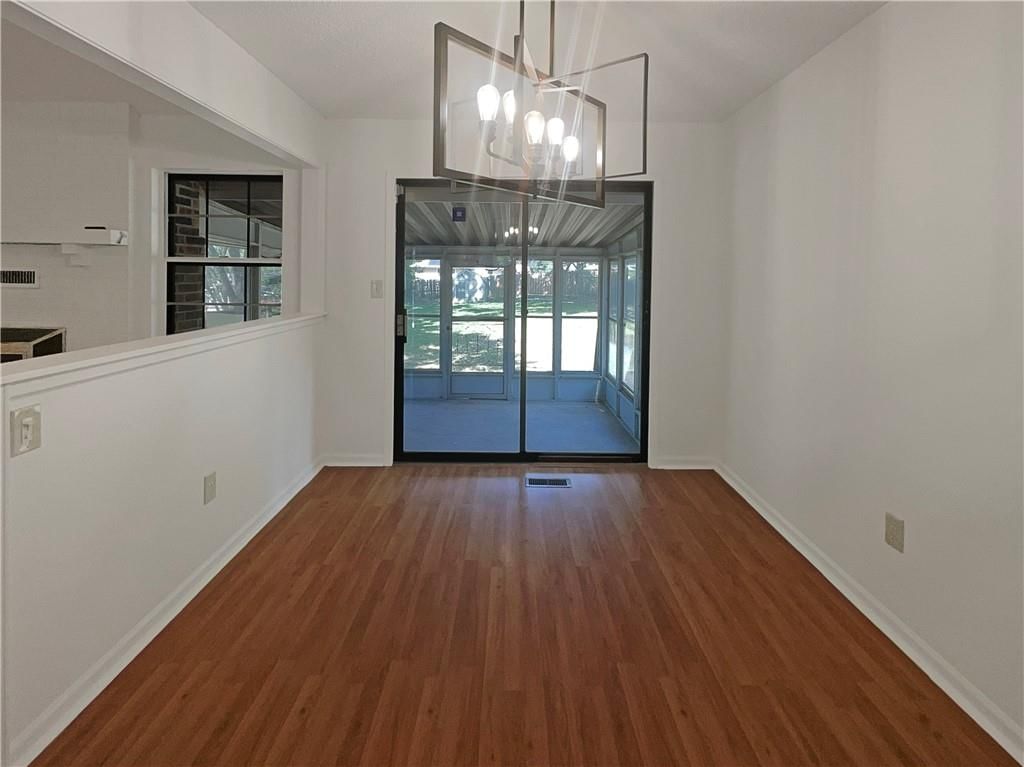 309 Shawn Court — photo 9