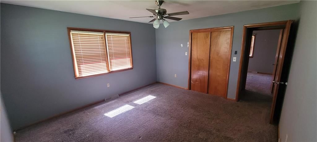 648 NW W Highway — photo 20