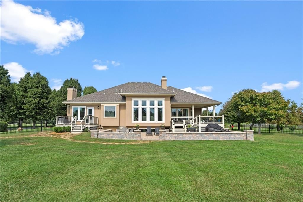 35001 E Stringtown Road — photo 48