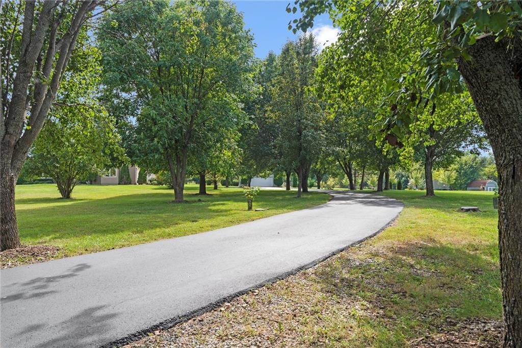 35001 E Stringtown Road — photo 54