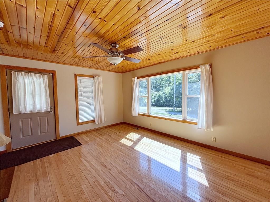 2424 S 26th Street — photo 5