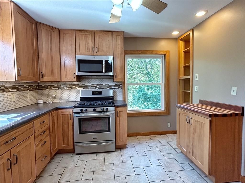 2424 S 26th Street — photo 10