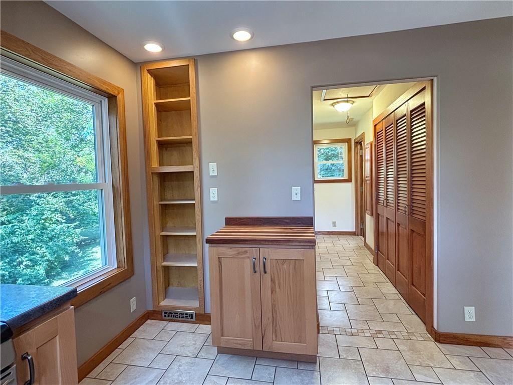2424 S 26th Street — photo 12