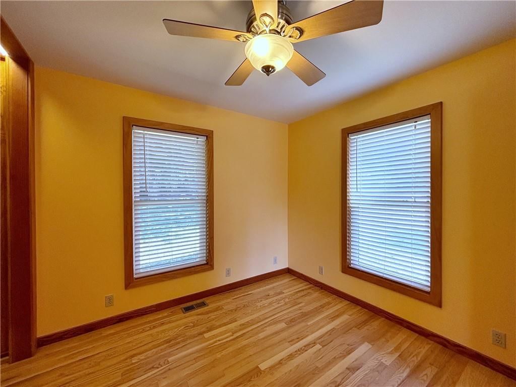 2424 S 26th Street — photo 14