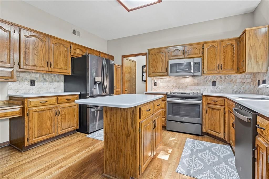 6115 W 157th Street — photo 14