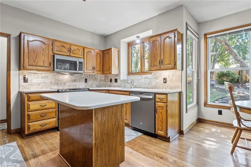 6115 W 157th Street — photo 16
